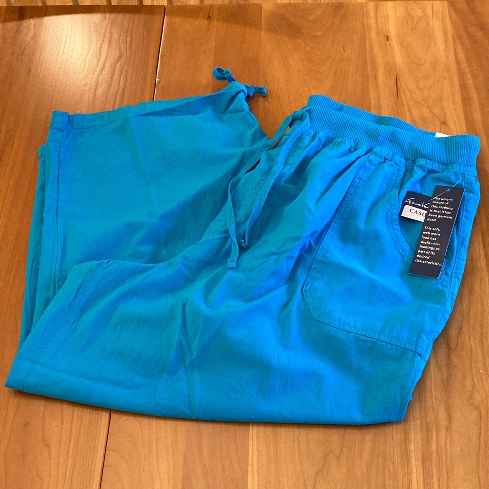 Gloria Vanderbilt Teal Casual Capris